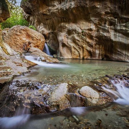 Casa Rural Entresierras Beires エクステリア 写真